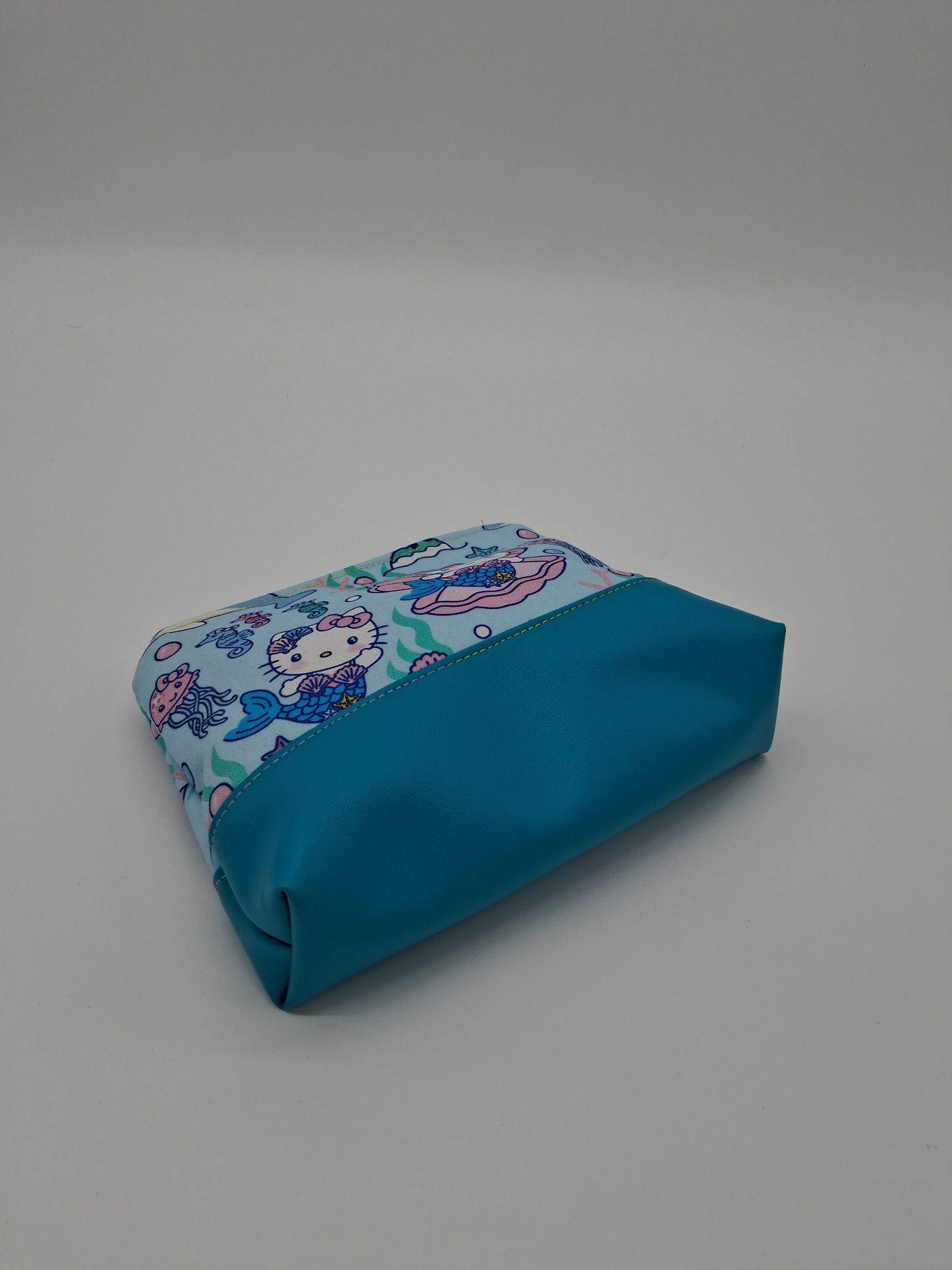 hello mermaid v. 5 boxy pouch