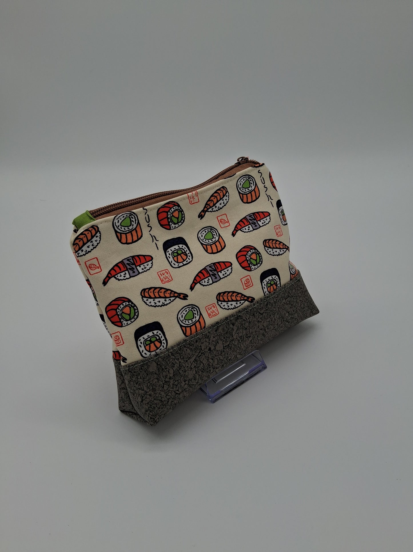 classic sushi v. 8 boxy pouch