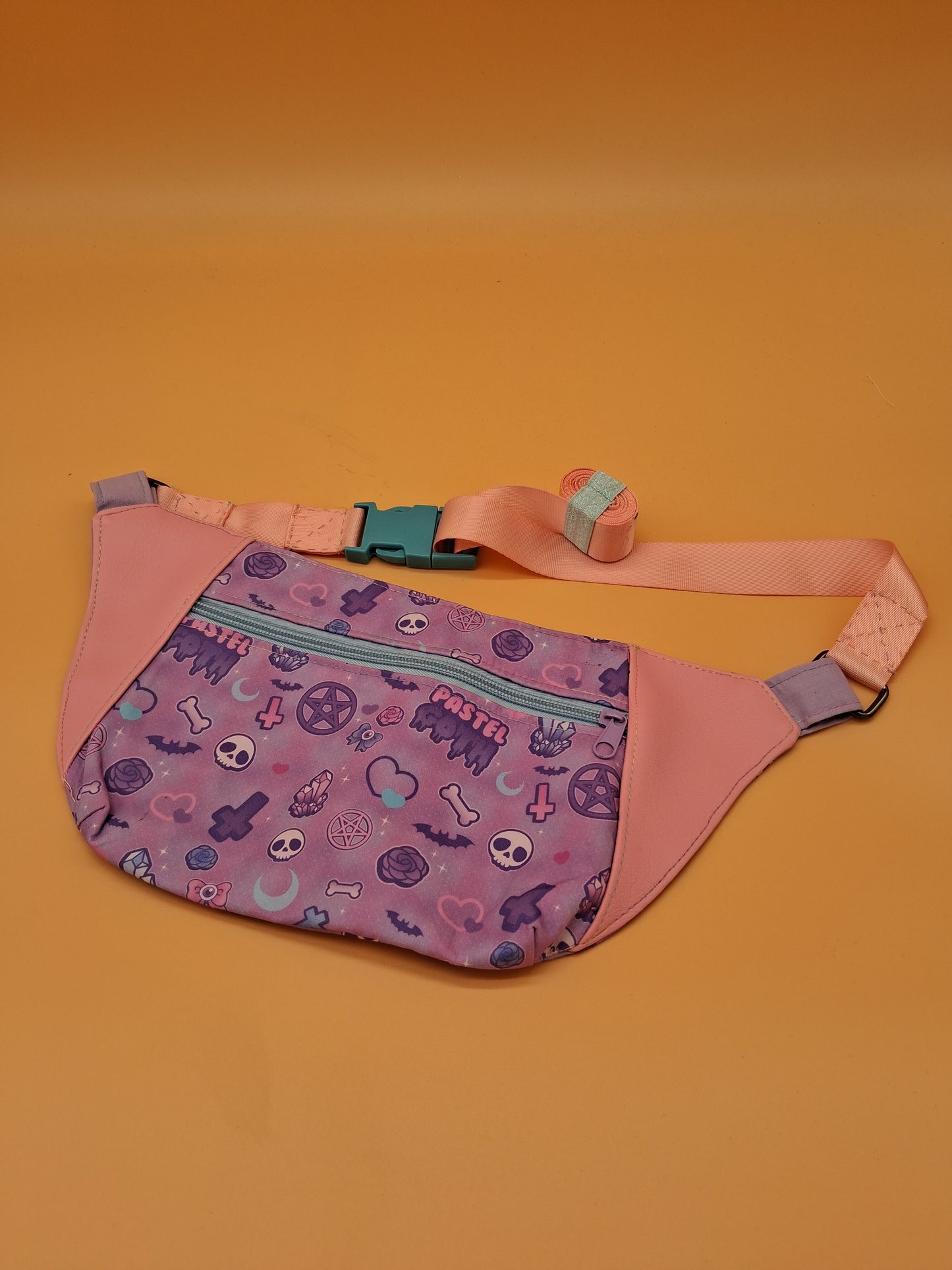 pastel goth lav. v. 1 Dandelion fanny pack