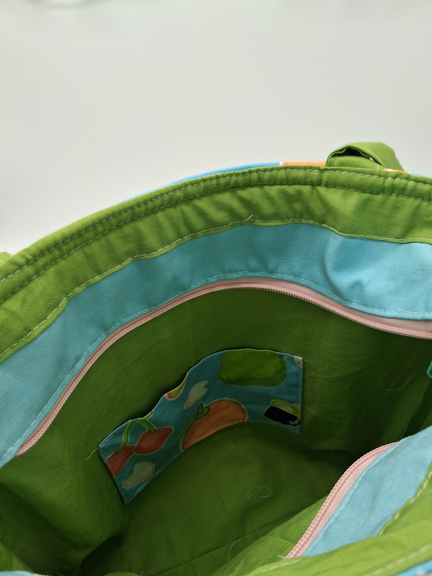 island fruits v. 1 large zippered tote
