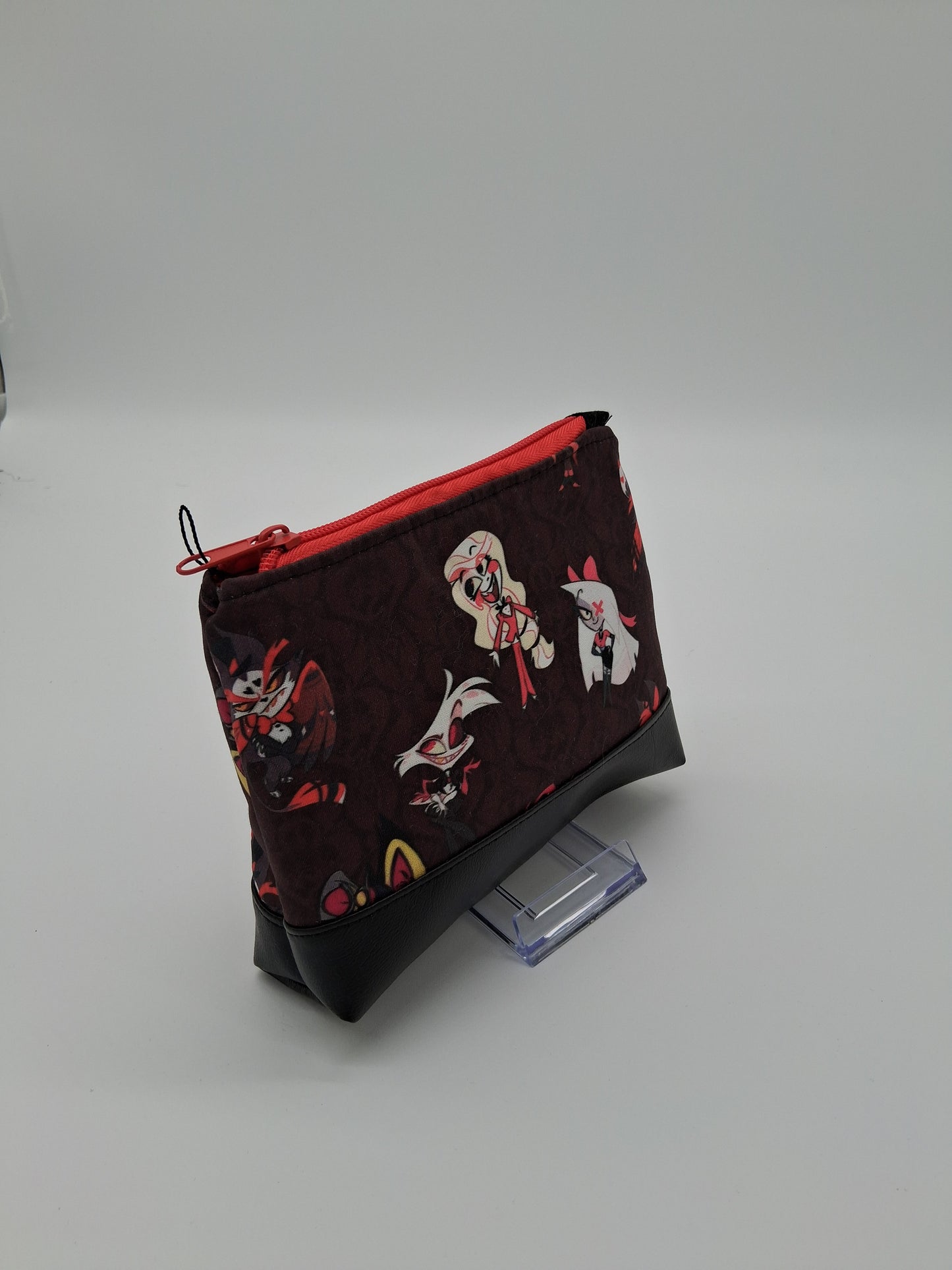 hasbeen hostel v. 3 boxy pouch