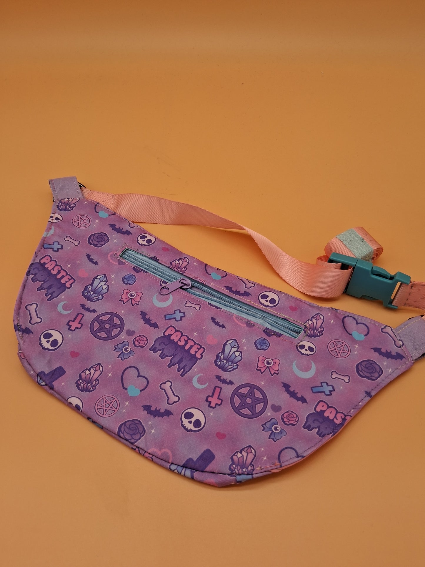 pastel goth lav. v. 1 Dandelion fanny pack