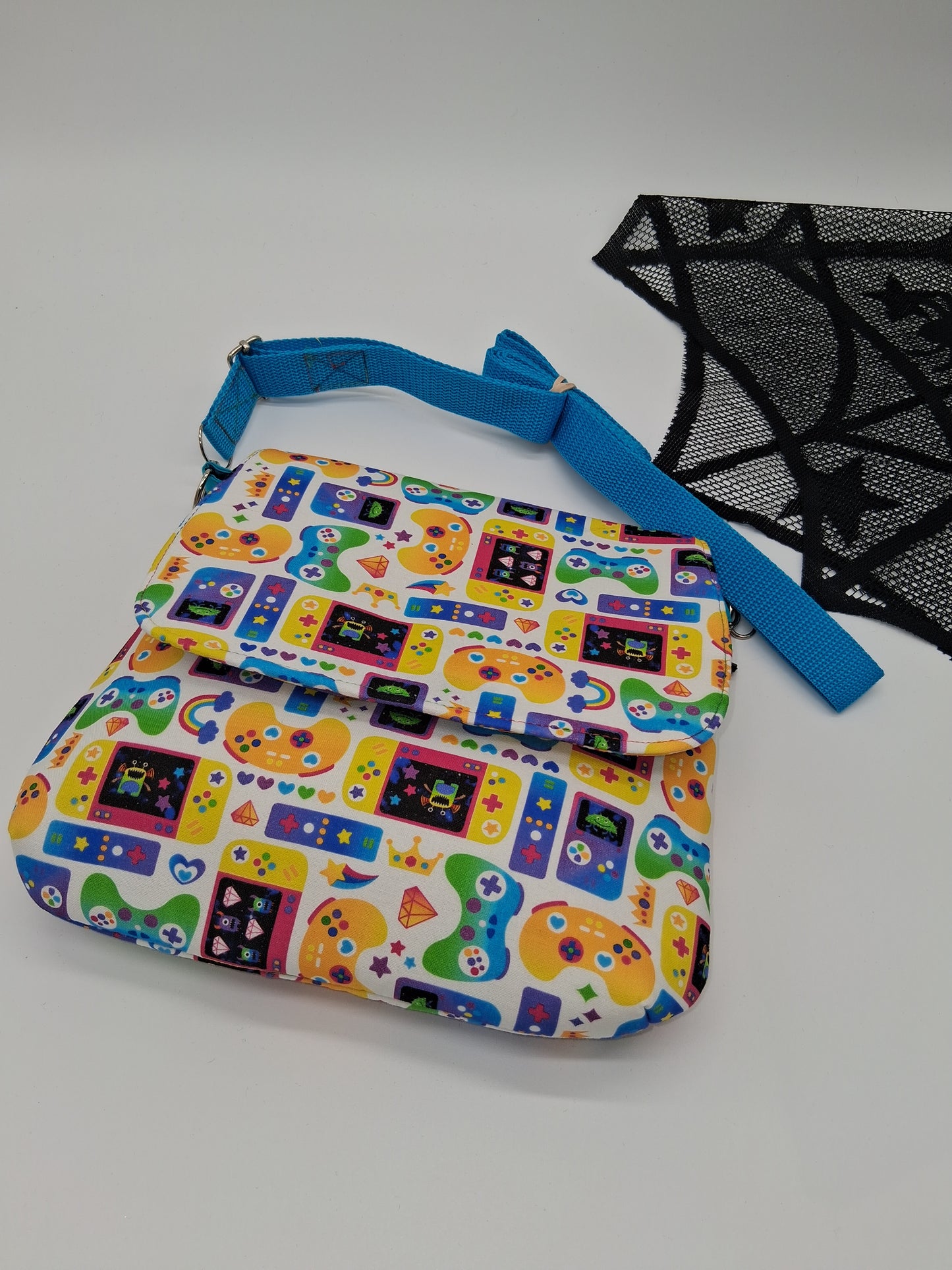cutie gaming v. 1 Lilac mini messenger
