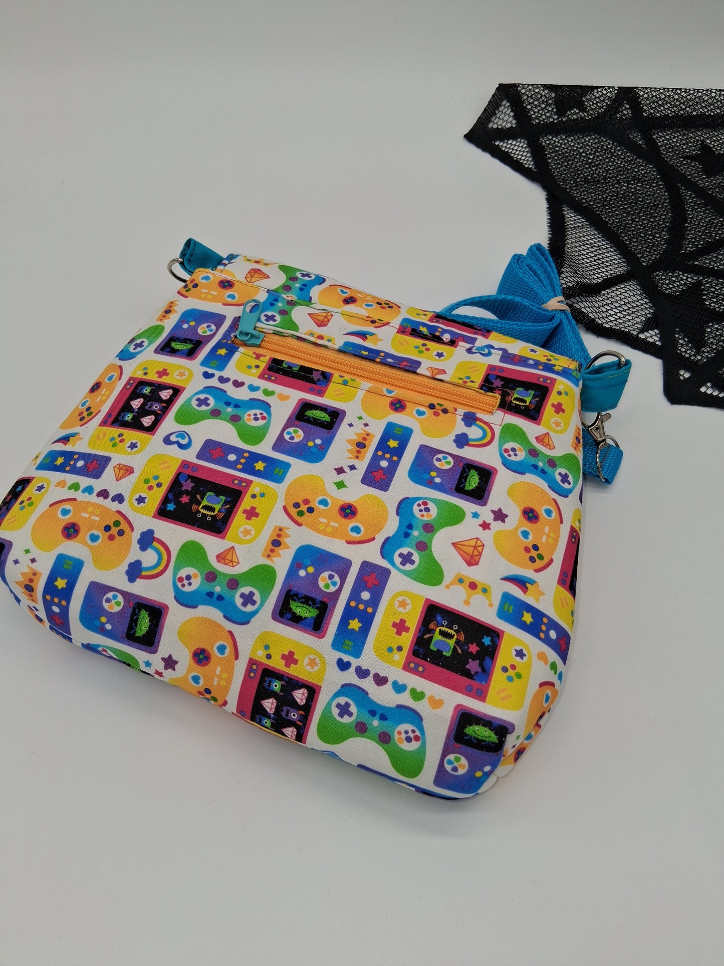 cutie gaming v. 1 Lilac mini messenger