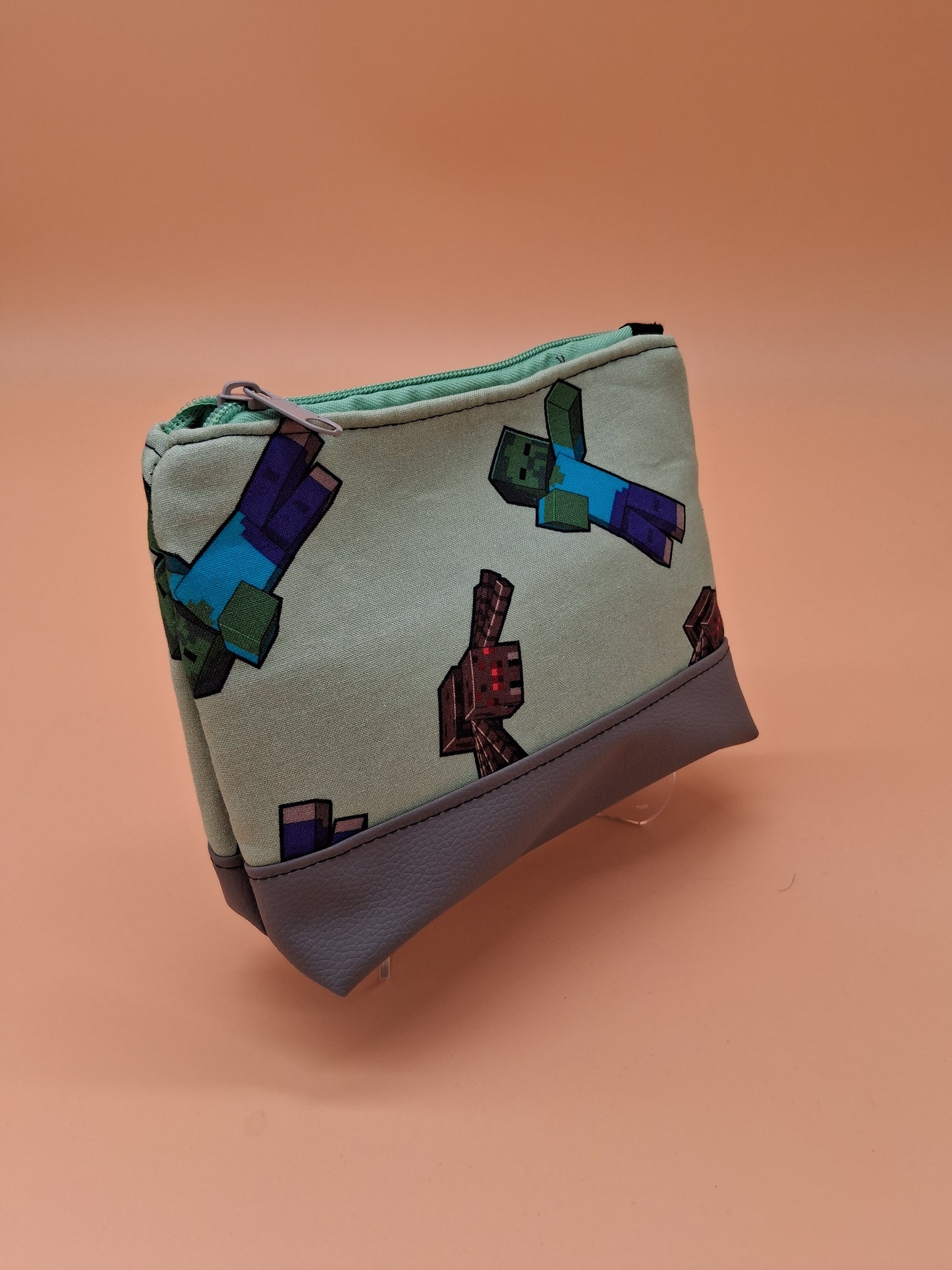 crafting fun v. 1 boxy pouch