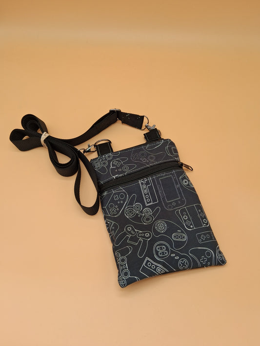 monochrome gaming Lobelia mini crossbody