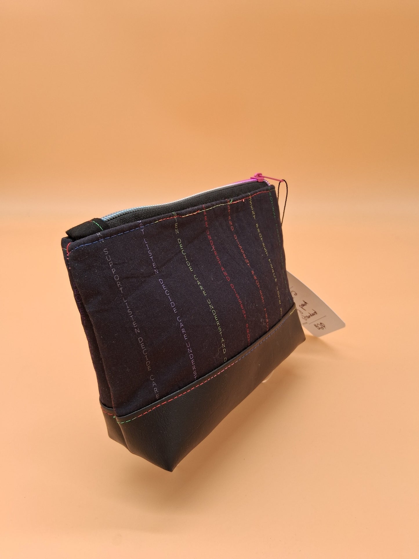 resist v. 2 boxy pouch