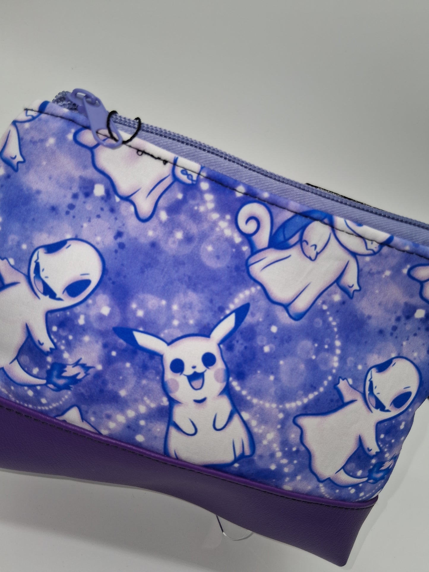 ghostly starters v. 5 boxy pouch