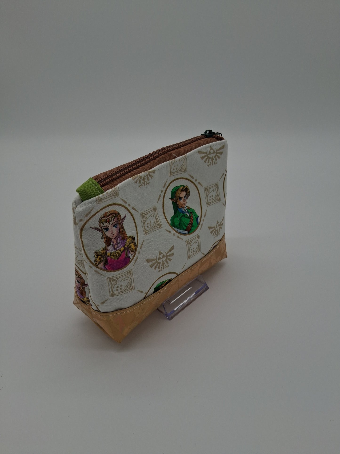 legendary time v. 2 boxy pouch