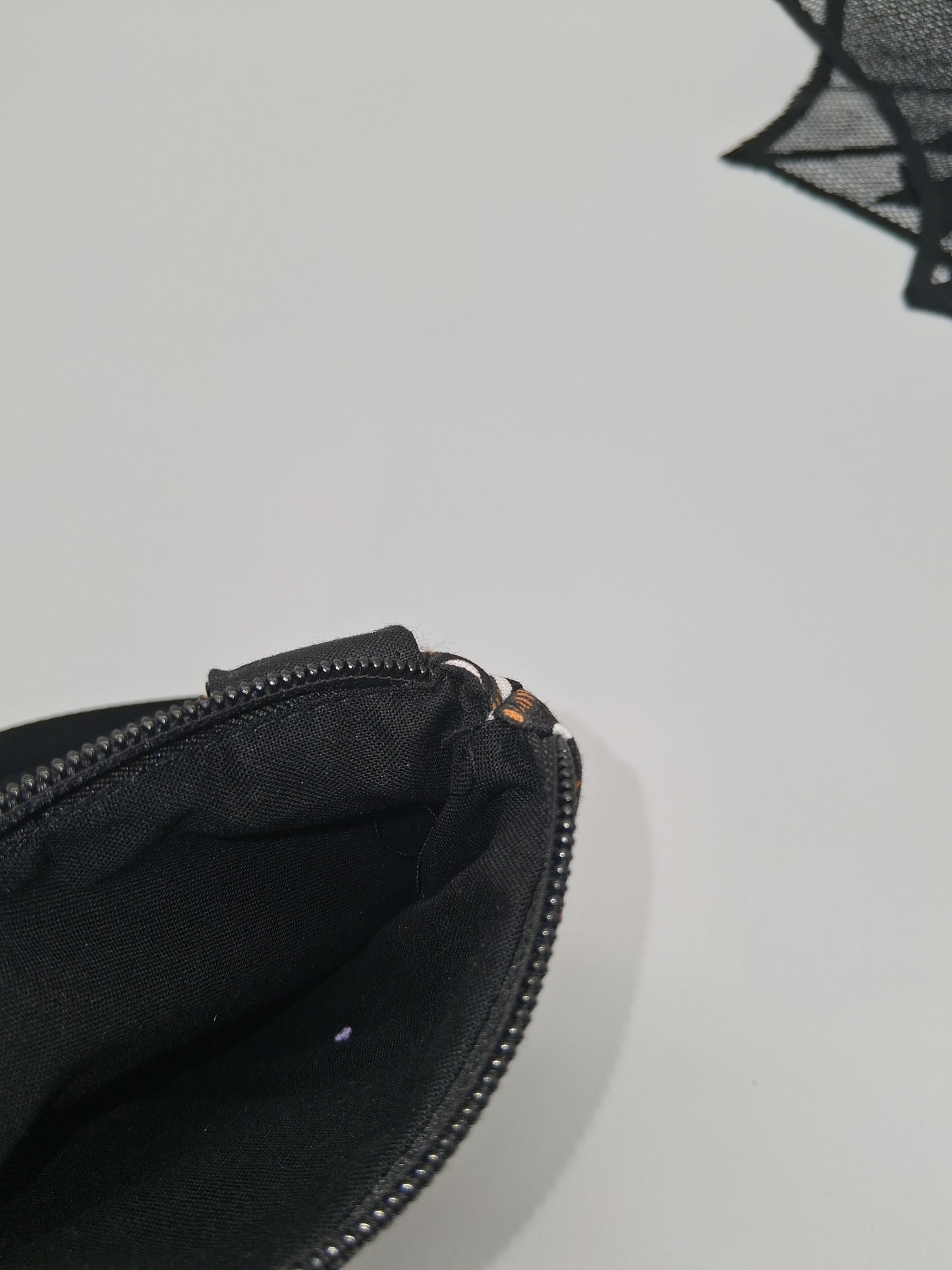 halloweenies v. 1 Lobelia mini crossbody
