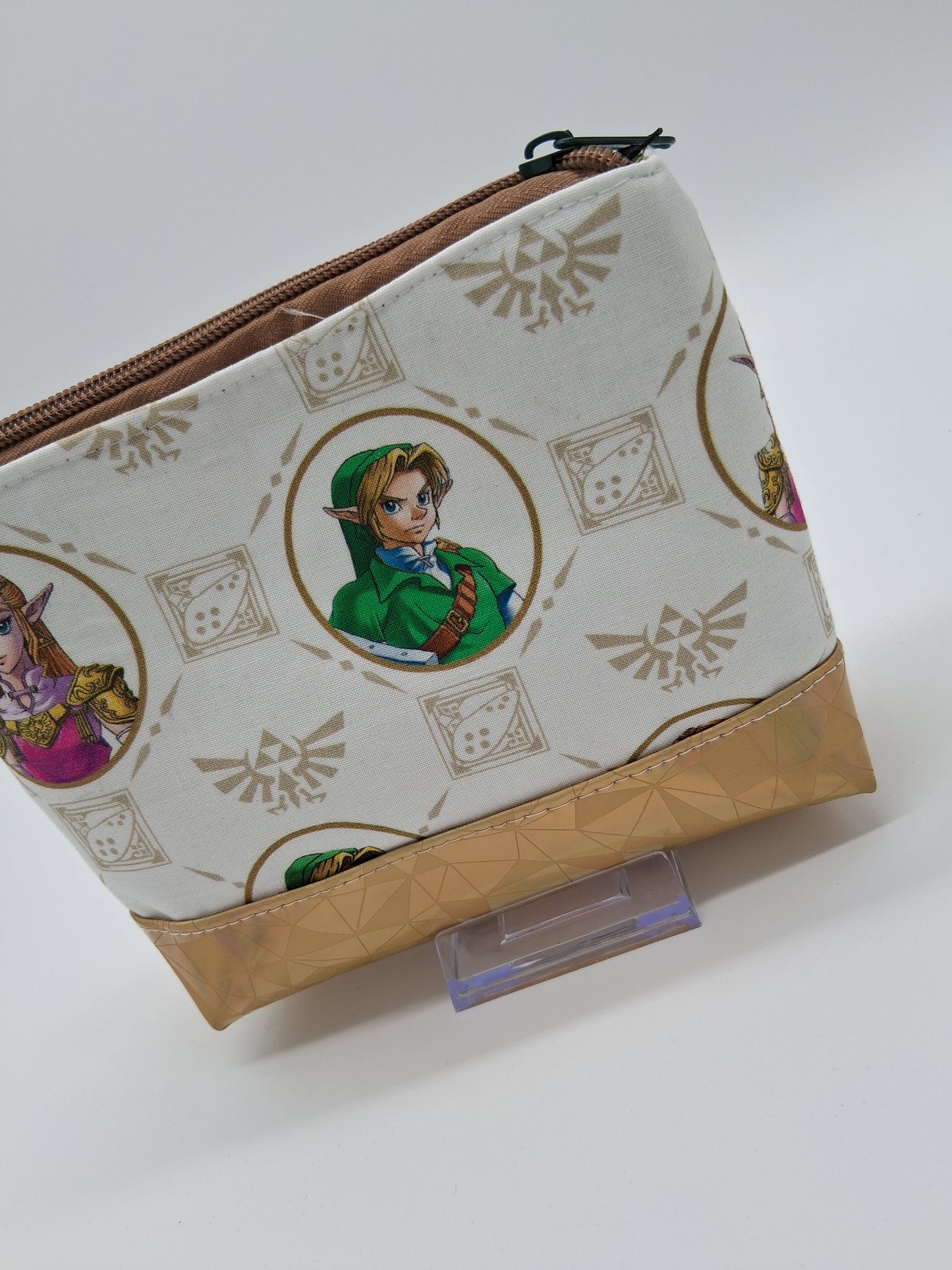 legendary time v. 2 boxy pouch