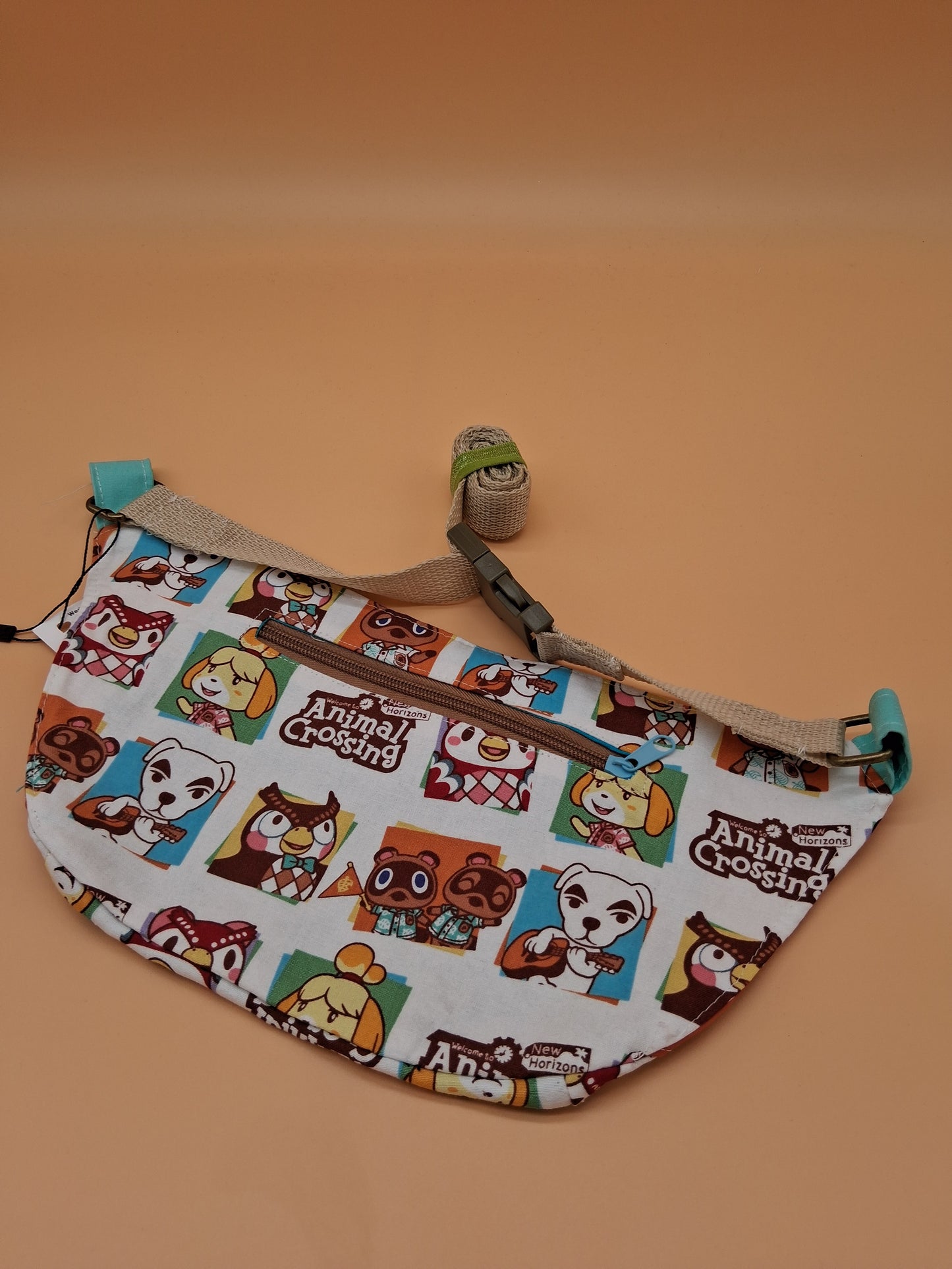 island profiles v. 1 Dandelion fanny pack