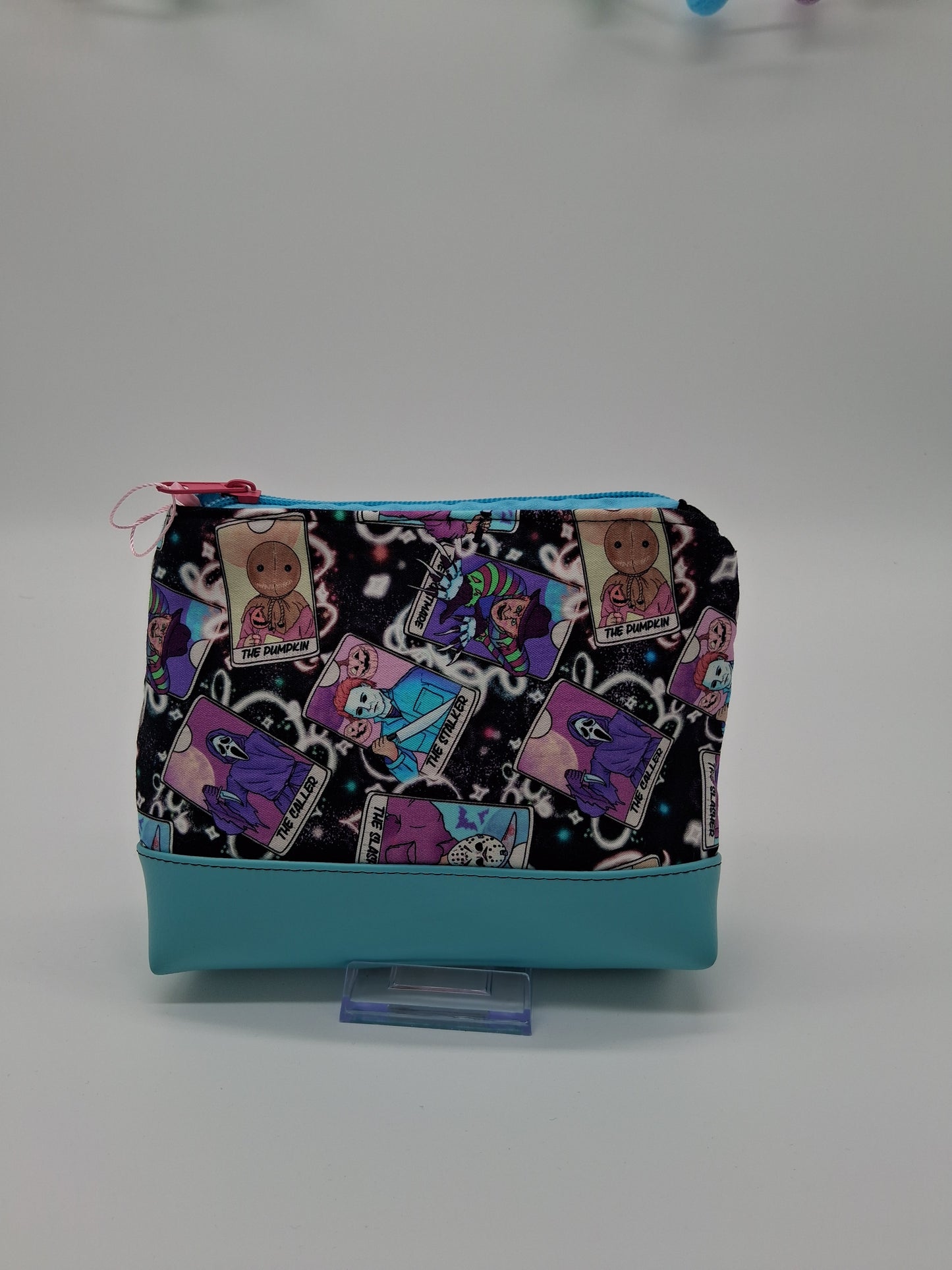 slasher tarot v. 9 boxy pouch