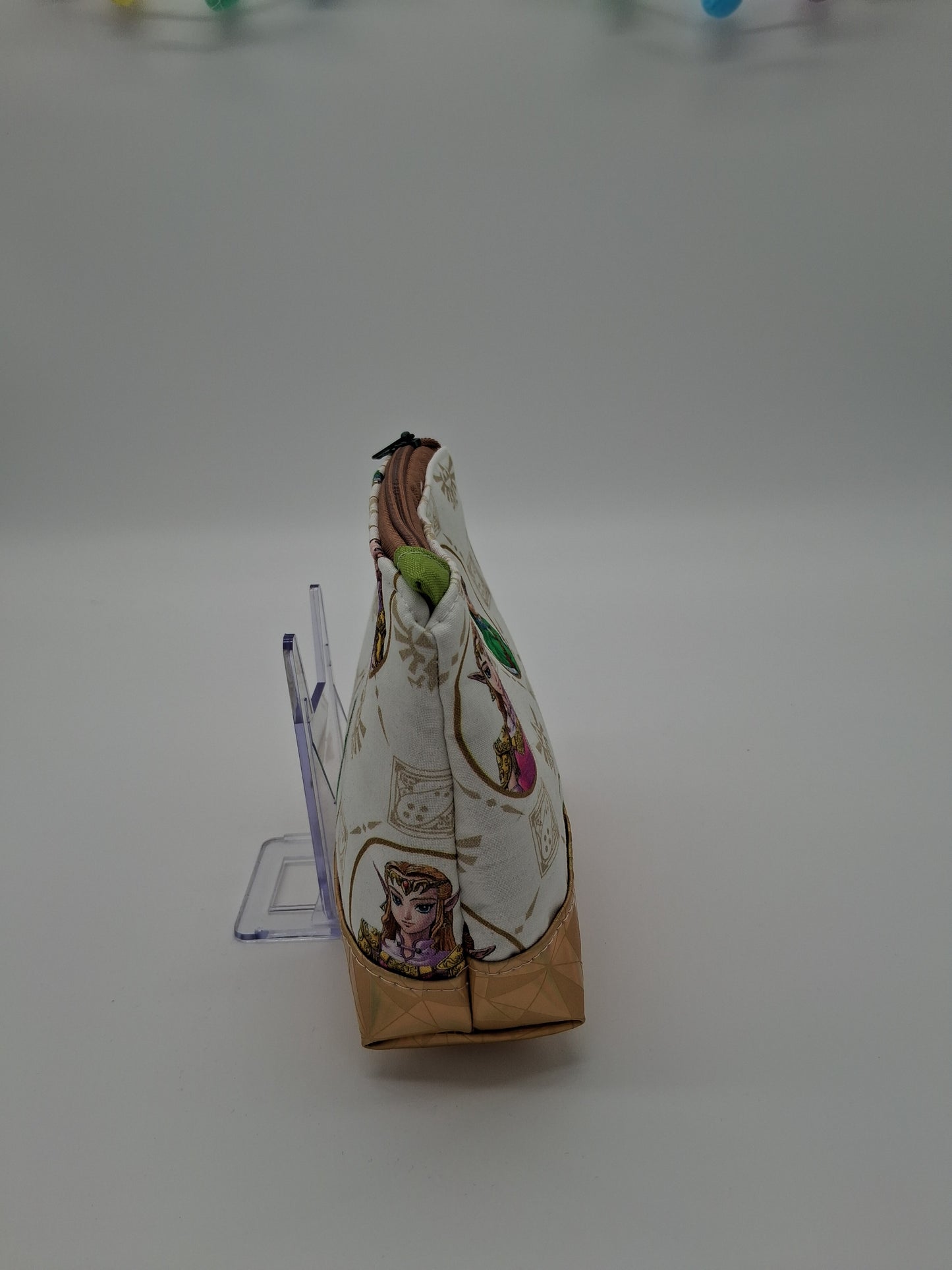 legendary time v. 2 boxy pouch