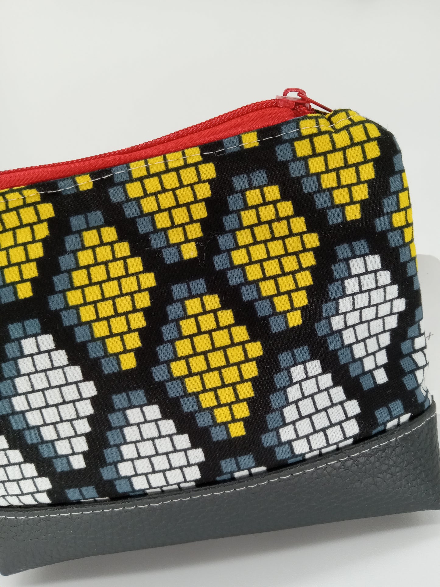 honeycomb ankara v. 3 boxy pouch