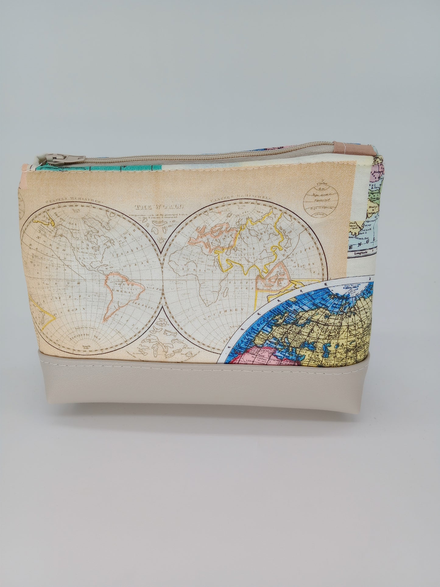 world map v. 4 boxy pouch