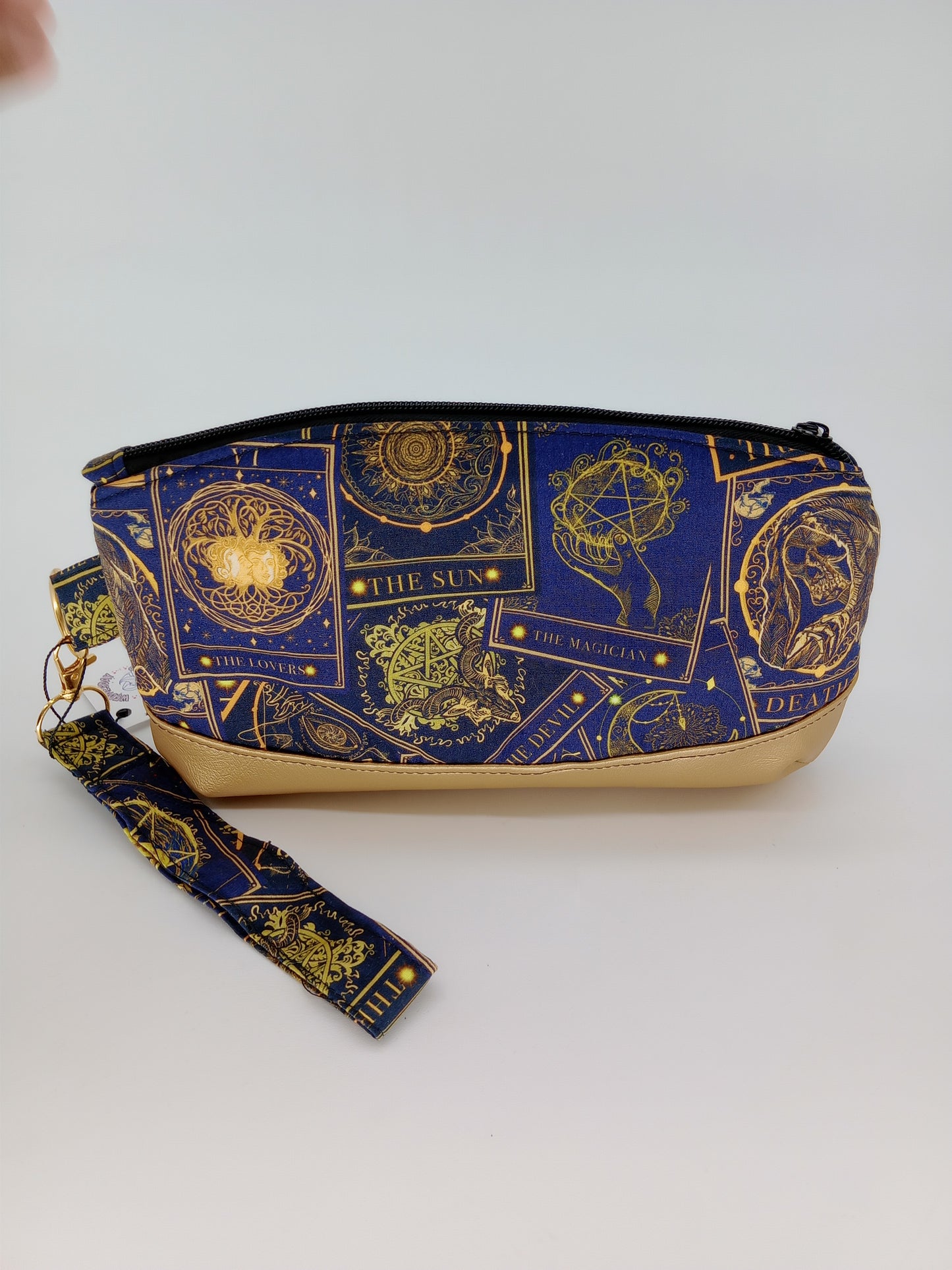 golden tarot v. 3 Clematis wristlet