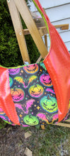 Load image into Gallery viewer, green meanies Aster shoulder bag