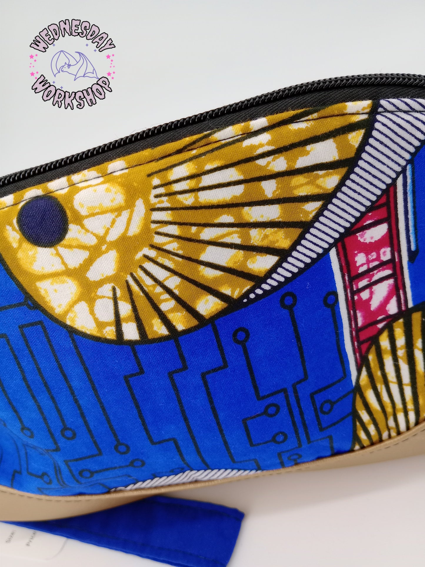 blue tech ankara v. 2 Clematis wristlet