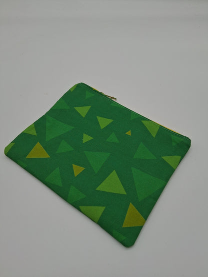 triangle grass v. 2 flat zipper pouch