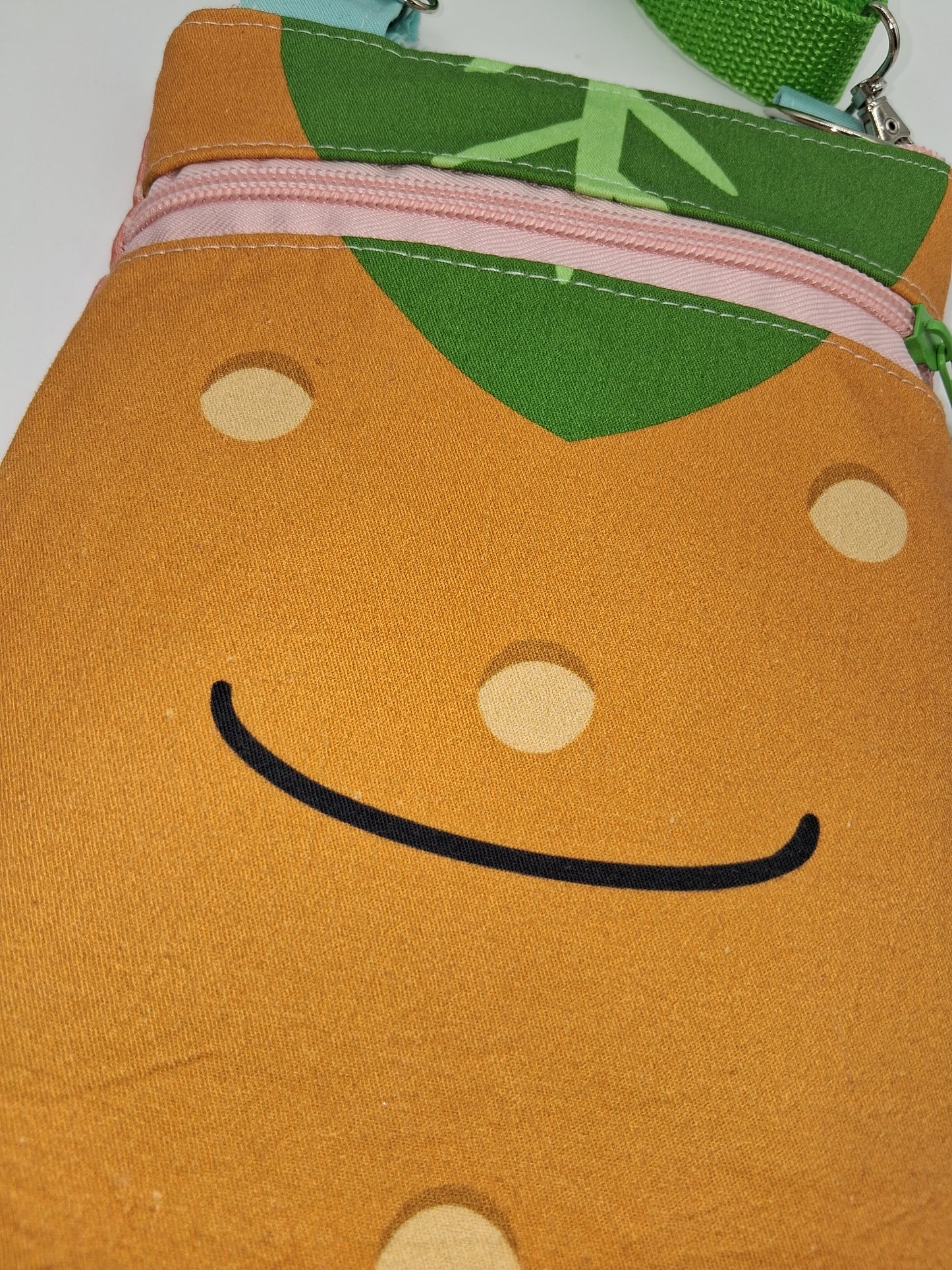 citrus cat v. 1 Lobelia mini crossbody