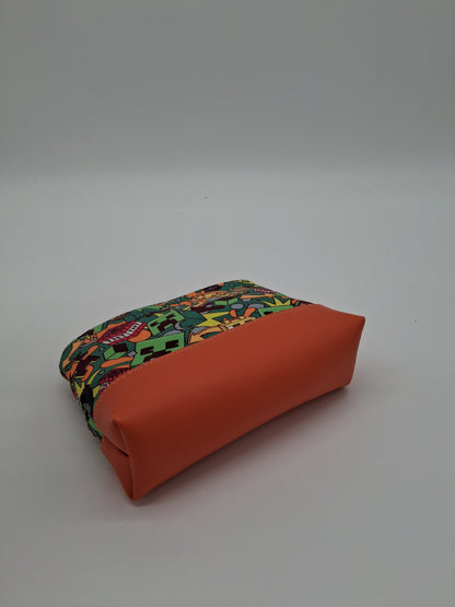 crafting chaos v. 2 boxy pouch