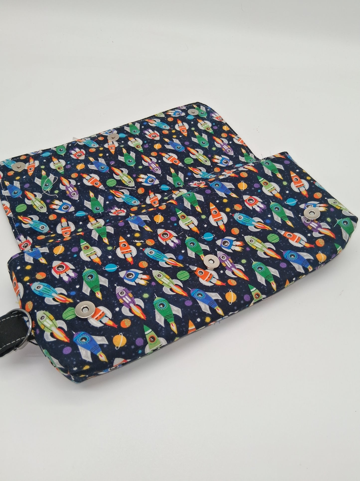 rocketships v. 1 console case