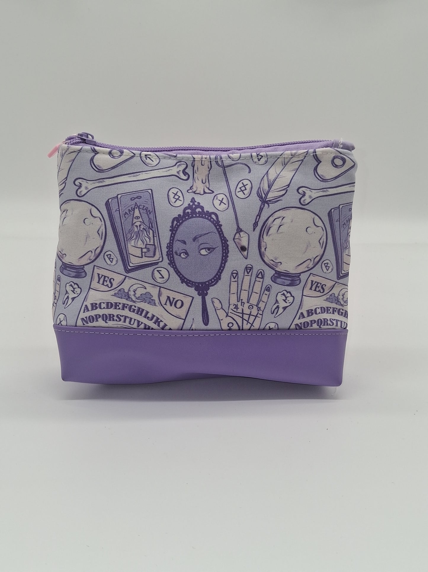 lavender divination v. 2 boxy pouch