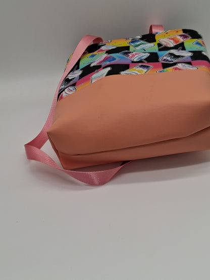 identiTEAs v. 1 large zippered tote