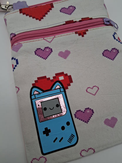 pixelated hearts v. 3 Lobelia mini crossbody