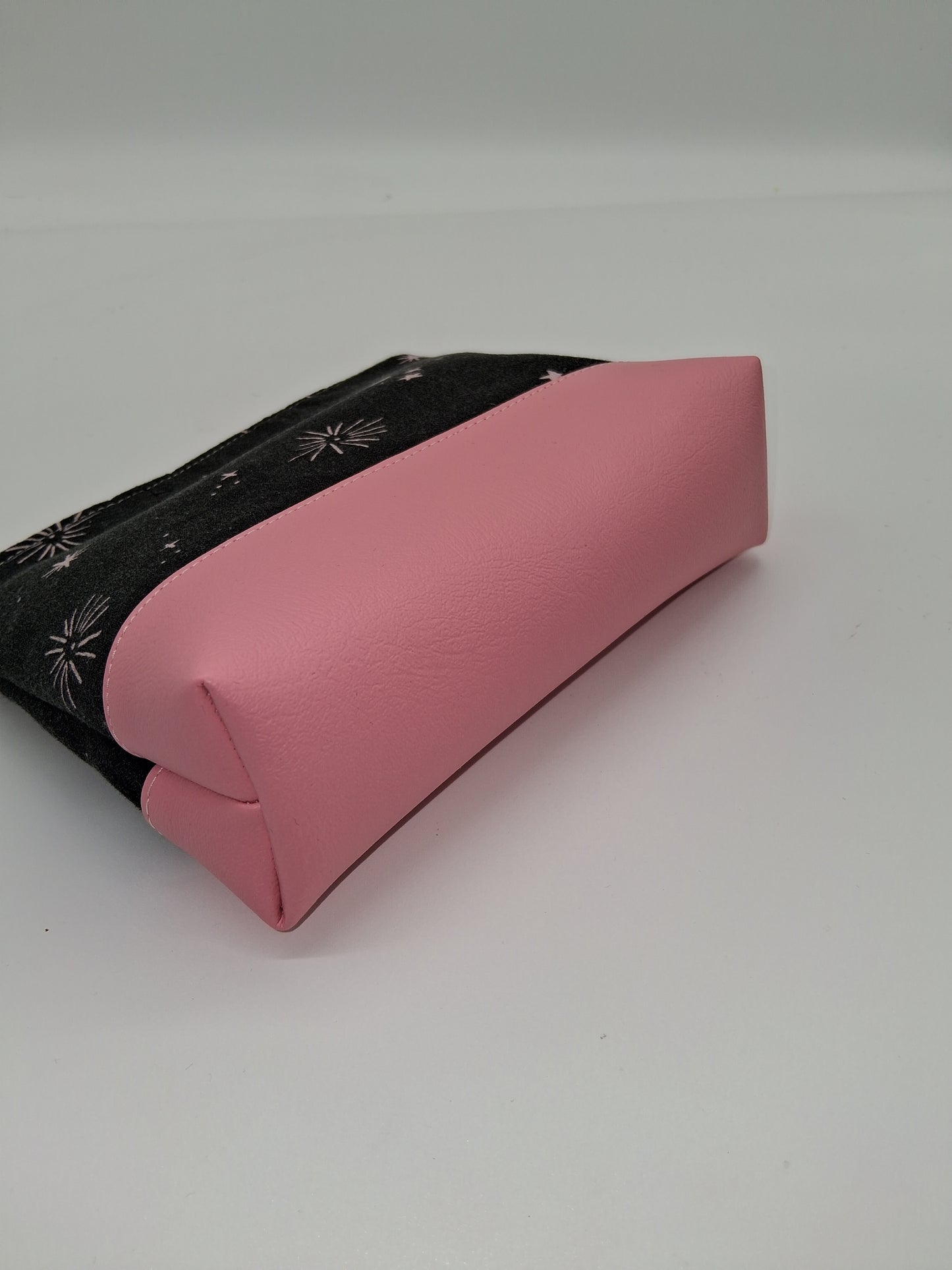 black pink skies v. 4 boxy pouch