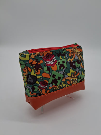 crafting chaos v. 2 boxy pouch
