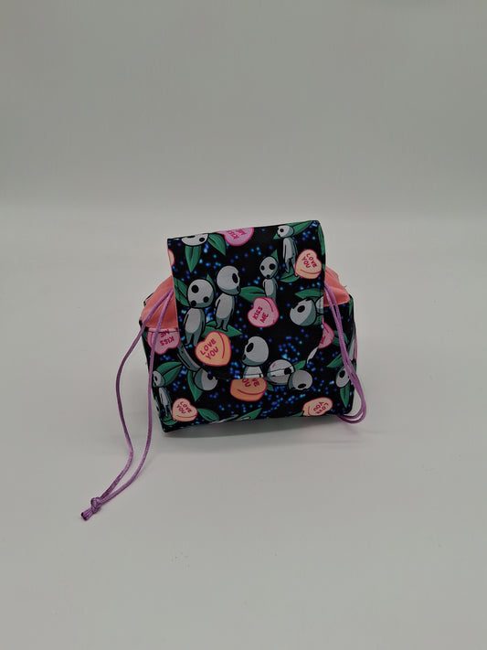 kiss me spirits v. 4 Pandora dice bag