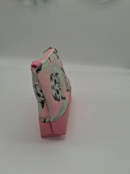tossed kitties v. 2 boxy pouch