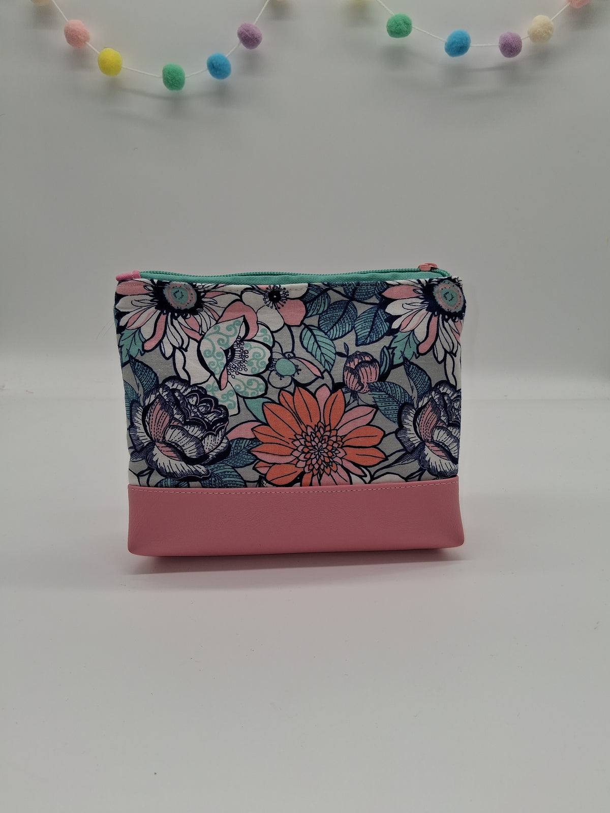 favourite florals v. 2 boxy pouch