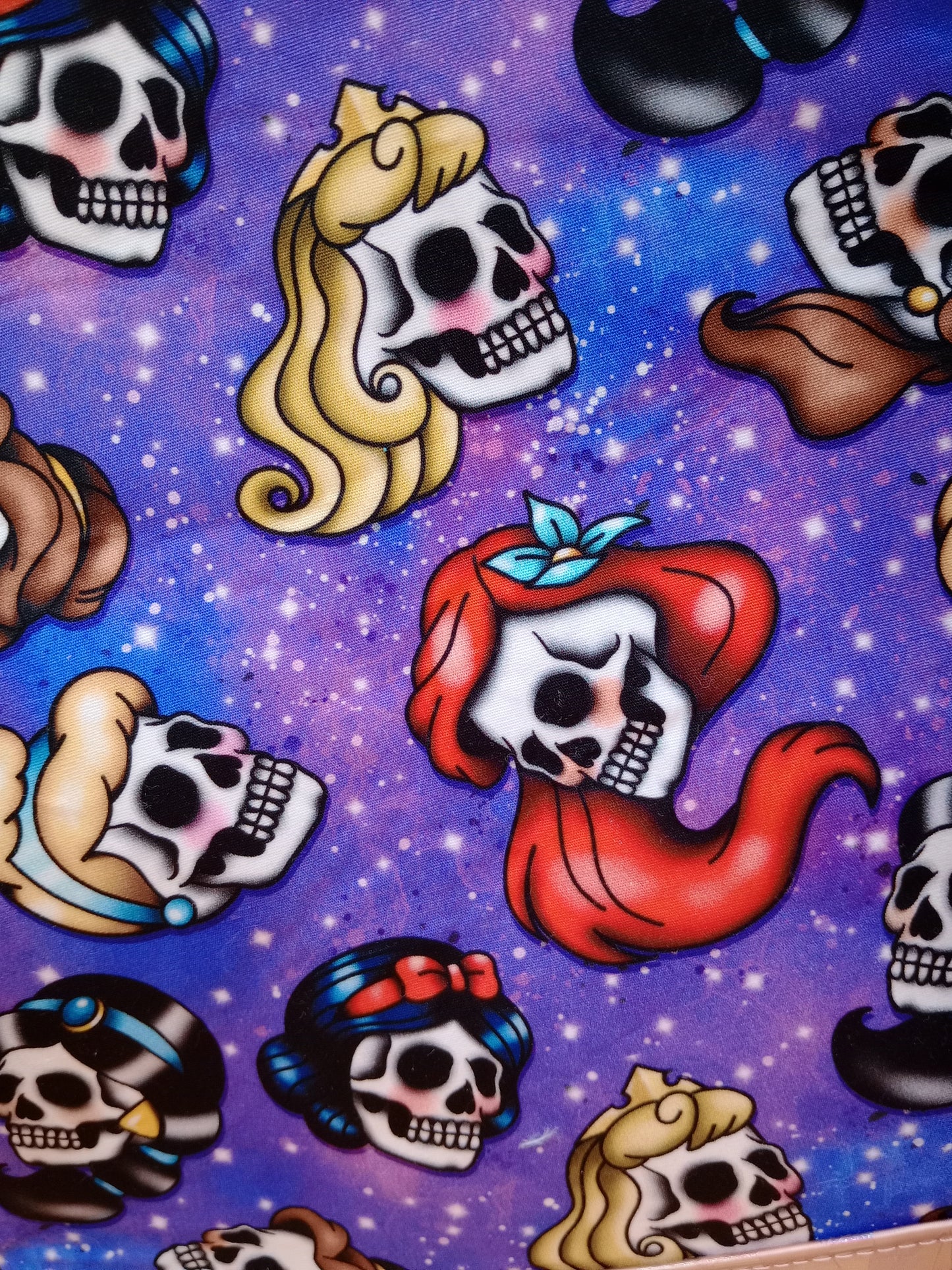 princess skulls v. 1 large tote