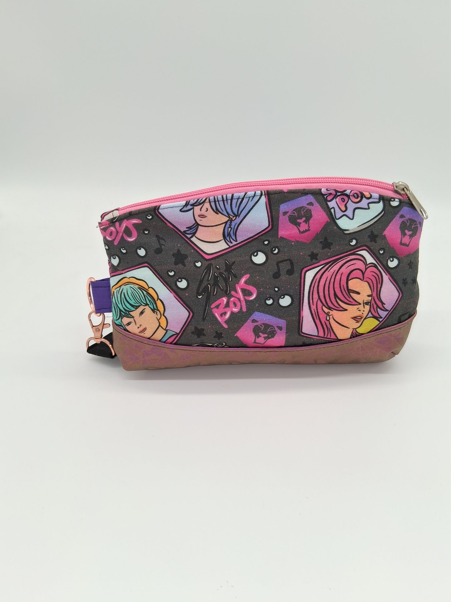 lion boys v. 1 Clematis wristlet