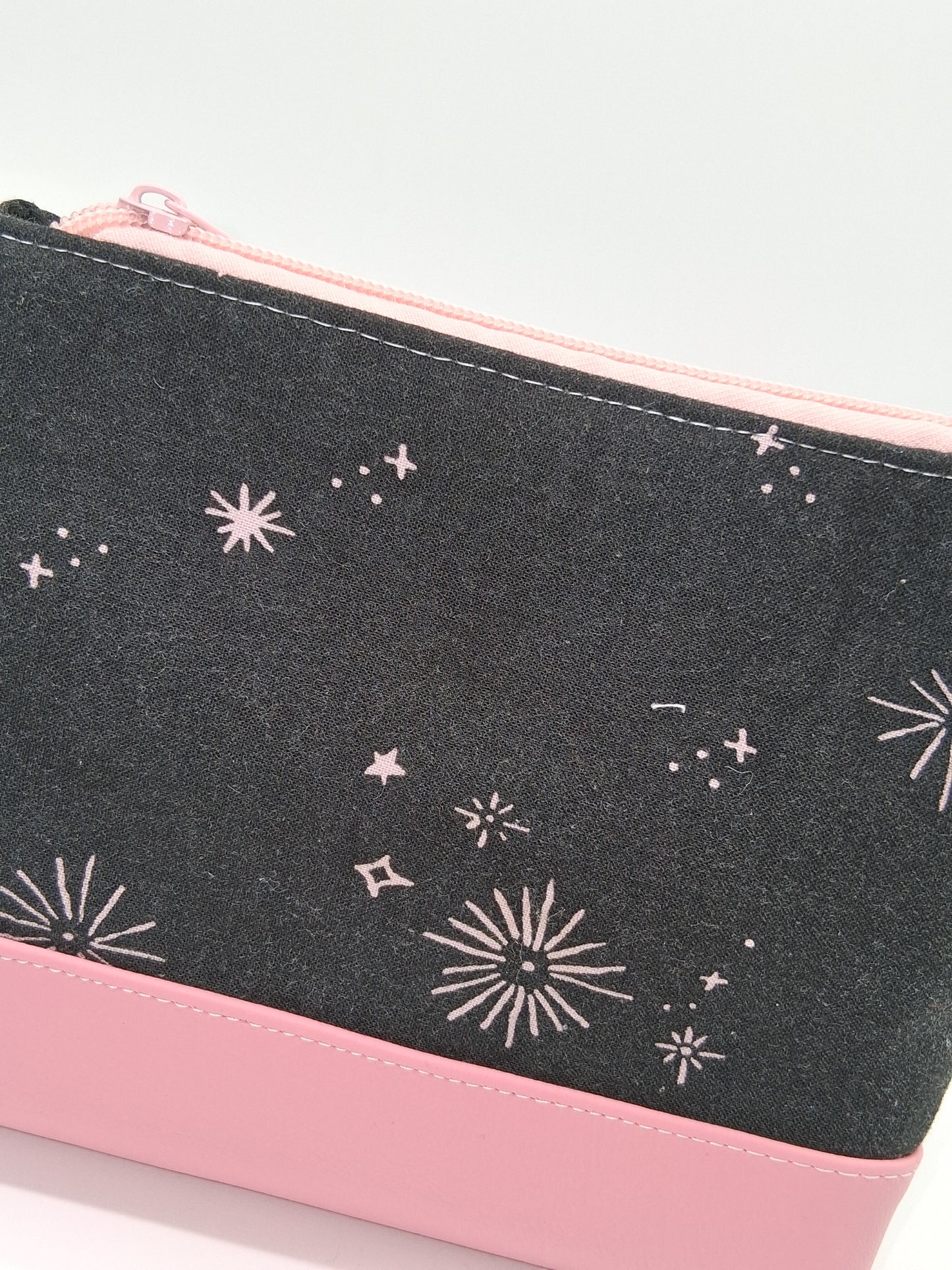 black pink skies v. 3 boxy pouch