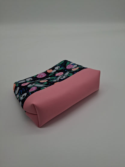 kiss me spirits v. 3 boxy pouch