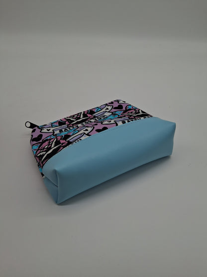 batty for you v. 5 boxy pouch