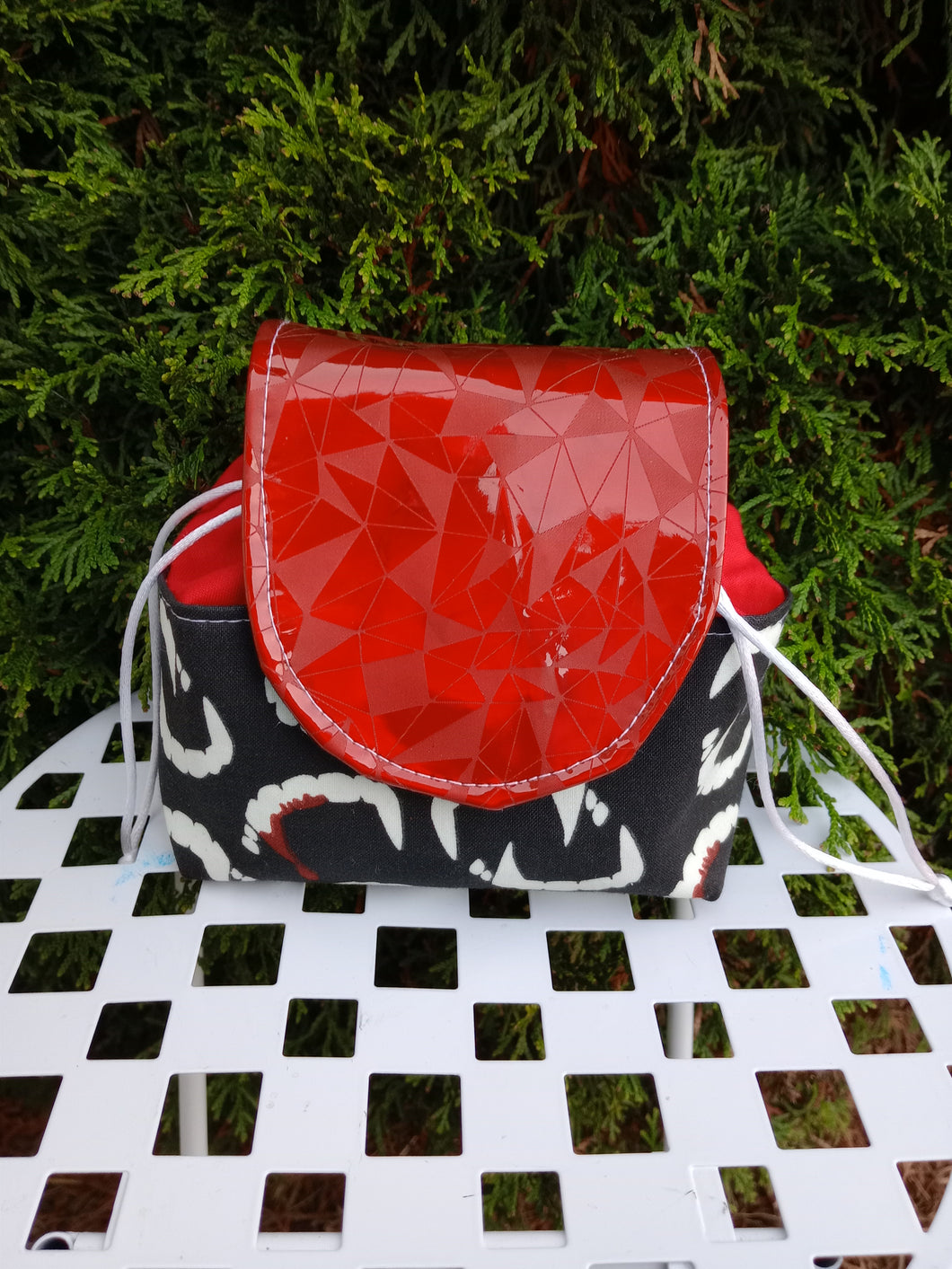 bloody fangs v. 2 Pandora dicebag