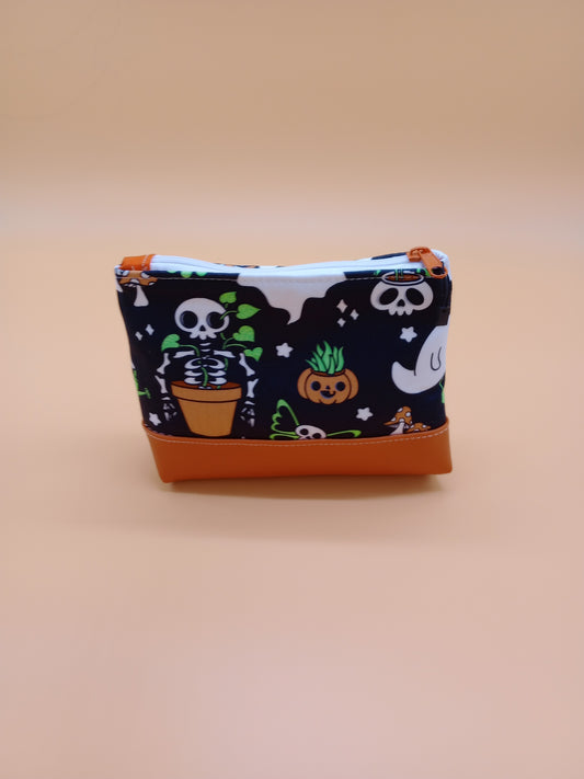 ghostly plants v. 8 boxy pouch