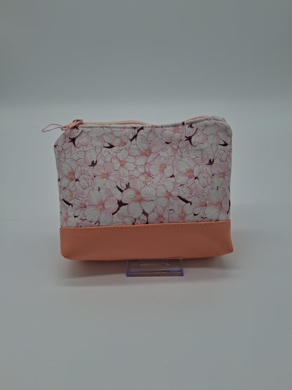 sakura v. 7 boxy pouch
