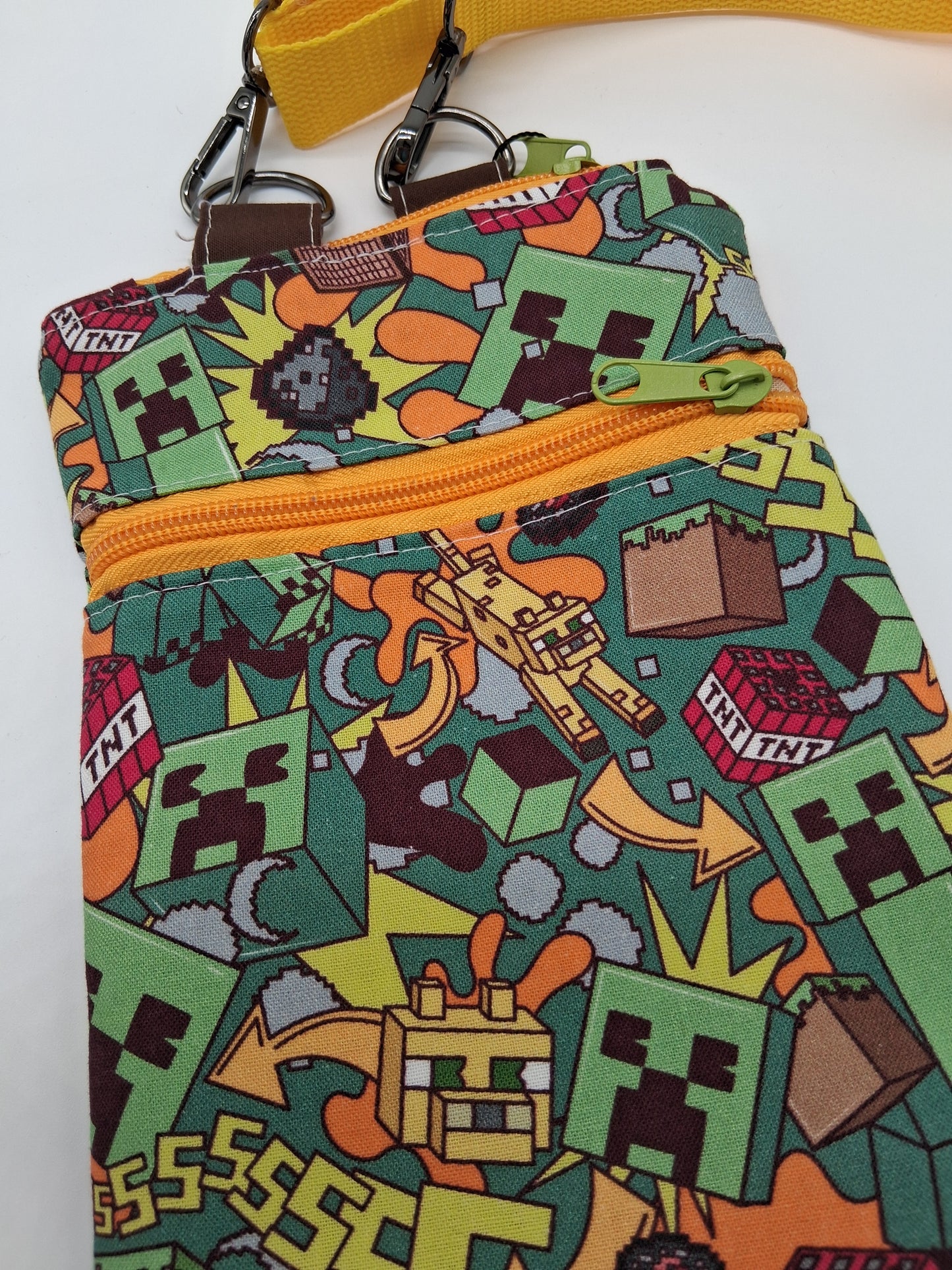 crafting chaos v. 2 Lobelia mini crossbody