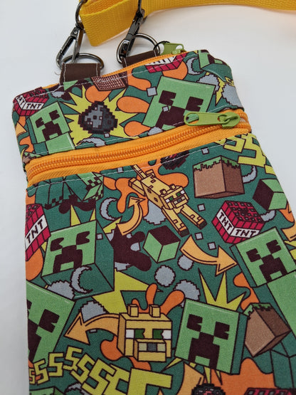 crafting chaos v. 2 Lobelia mini crossbody