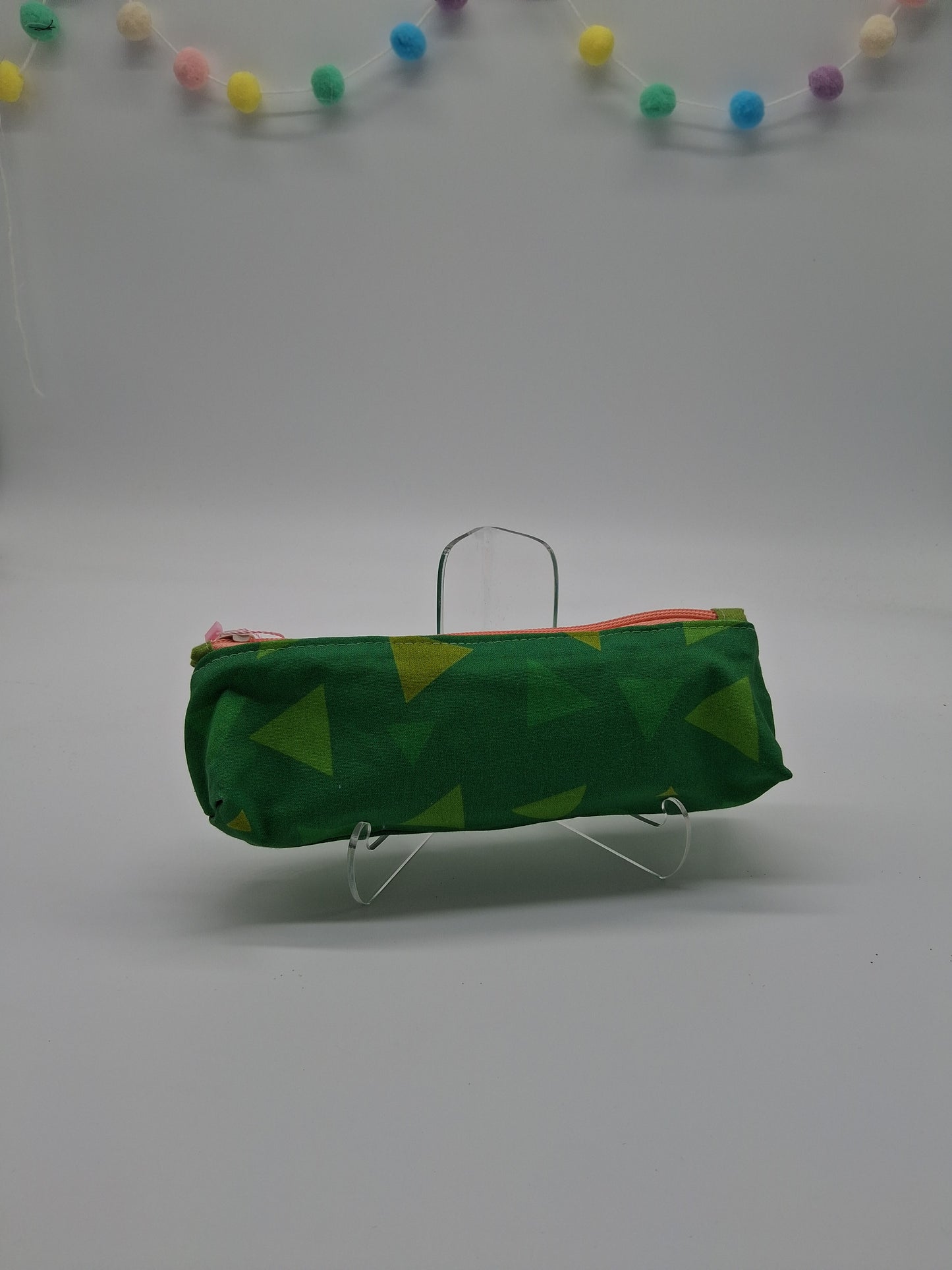 triangle grass v. 1 slim pencil case