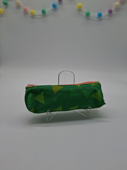 triangle grass v. 1 slim pencil case