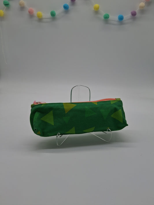 triangle grass v. 1 slim pencil case