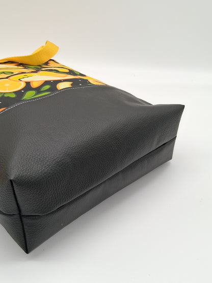 lemon sharks v. 1 large zippered tote