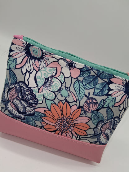 favourite florals v. 2 boxy pouch